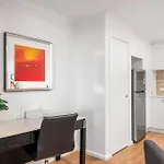 Serain Apartment On Northbourne Ave Canberra